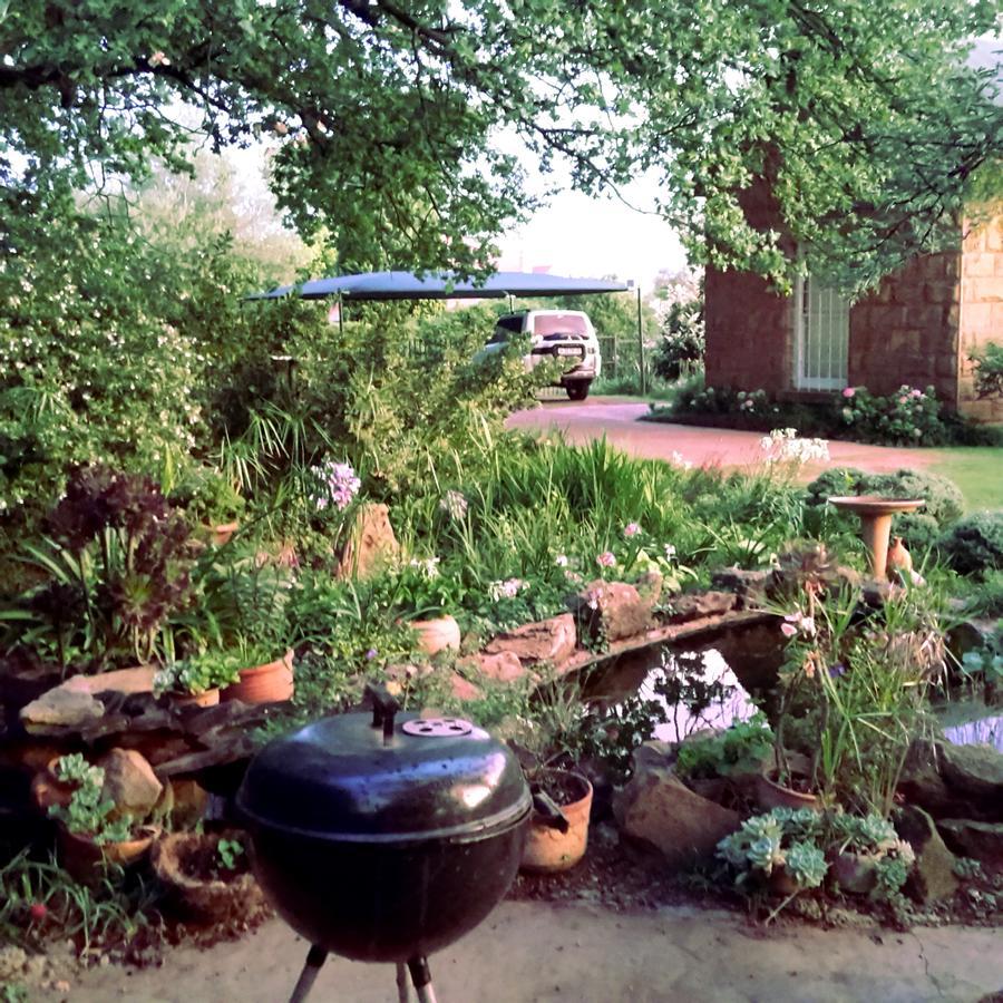 Die Ou Pastorie Fouriesburg Extérieur photo